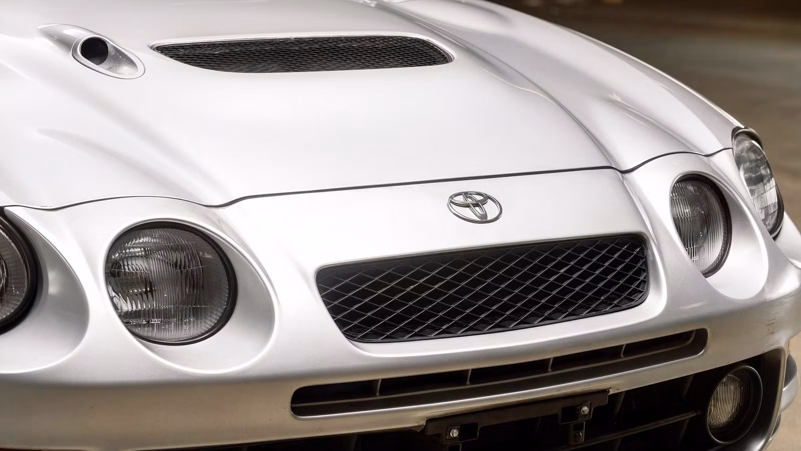 Toyota's Most Sophisticated Celica Still Got Outclassed By A Compact Sedan Mitsubishi Kept Rewriting