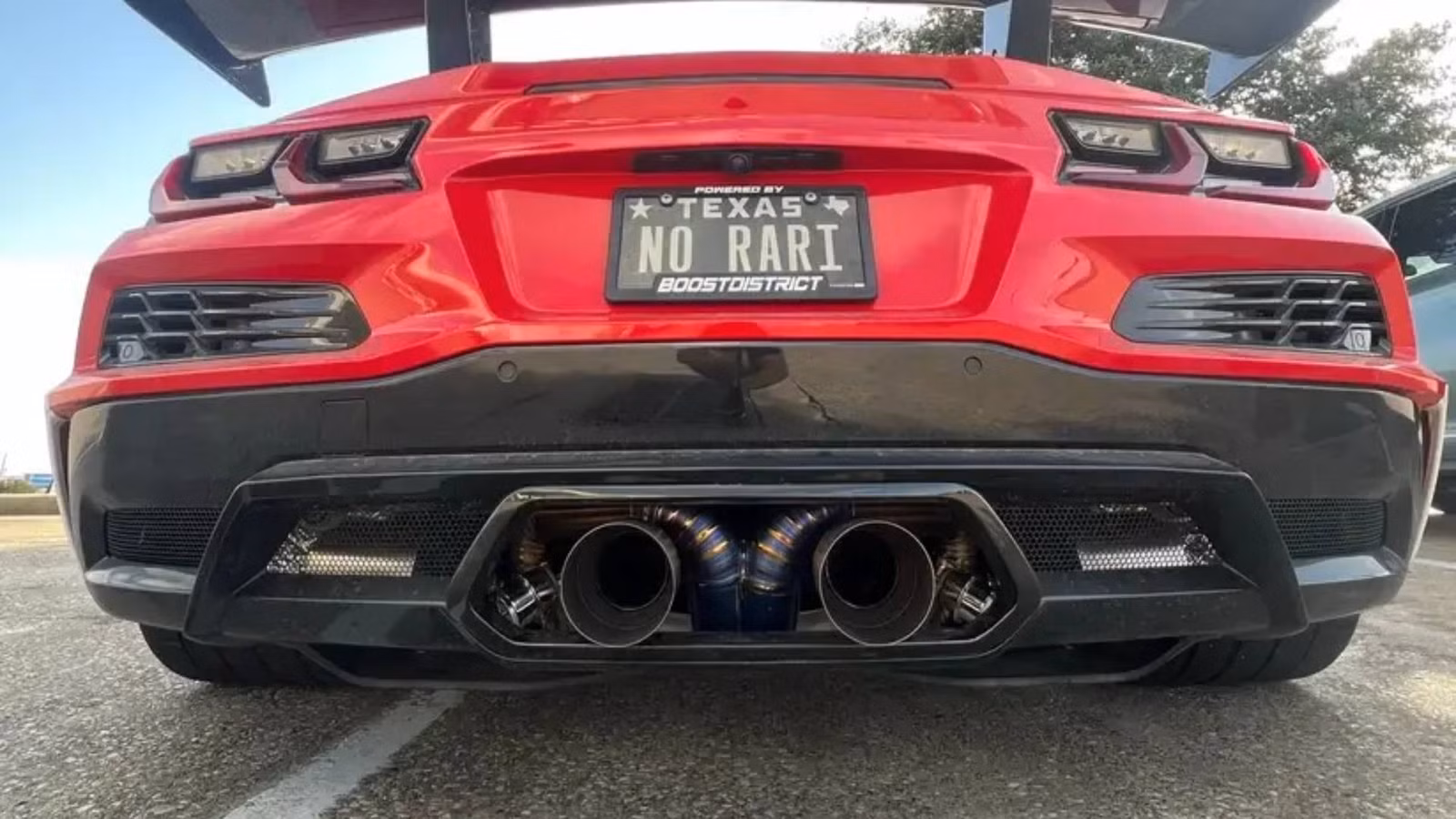 The Custom Exhaust That Makes American V8s Sound Like F1 Cars (or a Vacuum Cleaner)