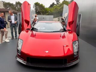 McLaren's First Manual Since The 1992 F1 Is The Throwback We Needed