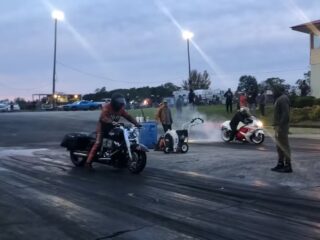 Tuned Harley-Davidson Road King Shows Its Mettle Against A Suzuki Hayabusa
