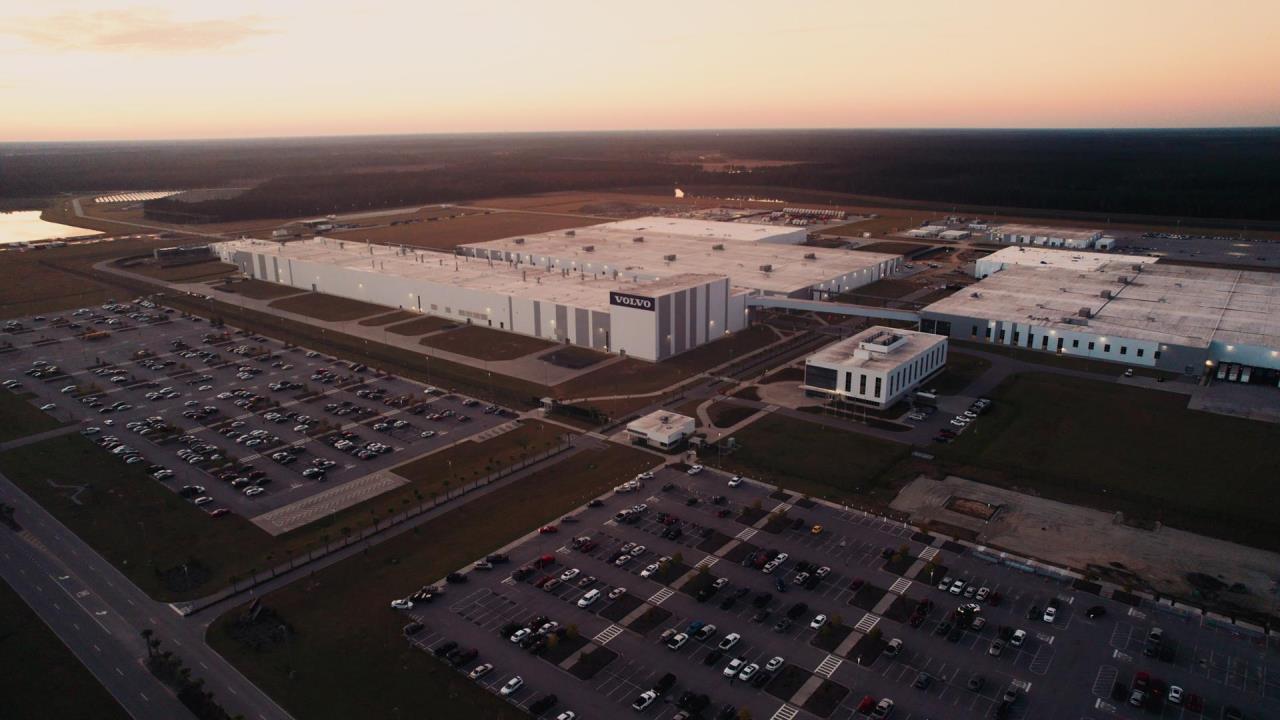Volvo Car Charleston Launches Factory Fridays to Inspire Next Generation of Manufacturing Talent