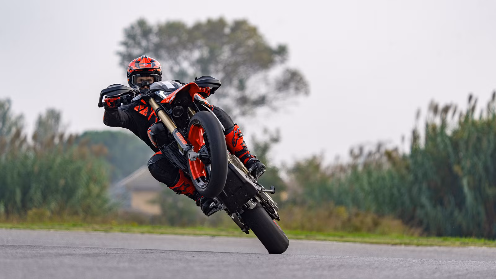 This Single-Cylinder Motorcycle Makes More Power Than Some Larger V-Twins