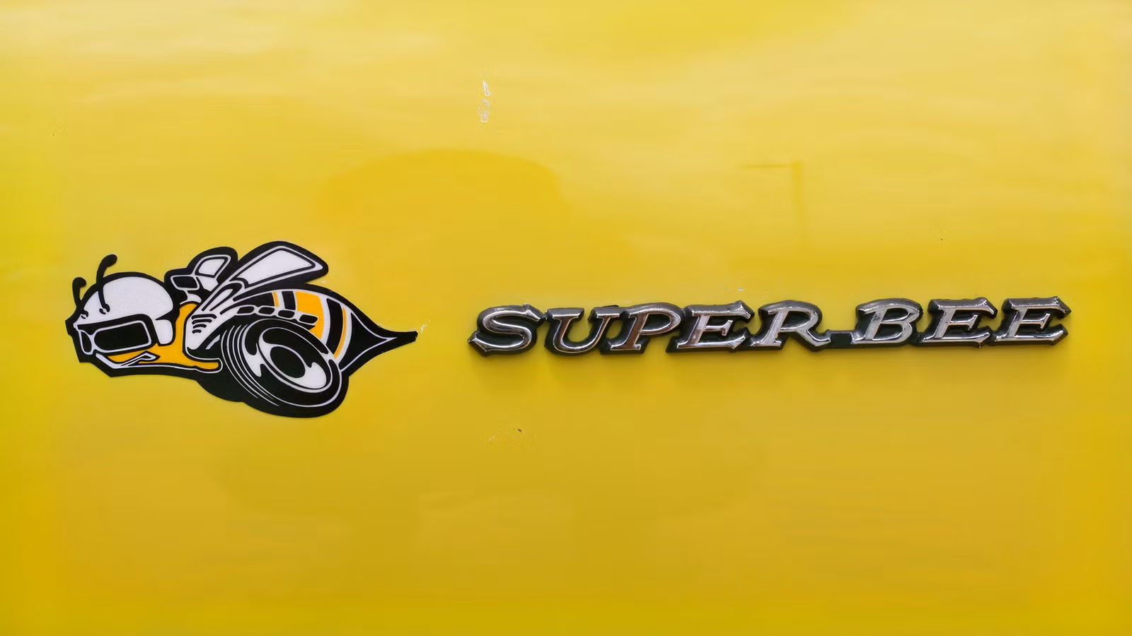 The Underrated 1971 Super Bee That Even Collectors Forget Beside The Six Pack