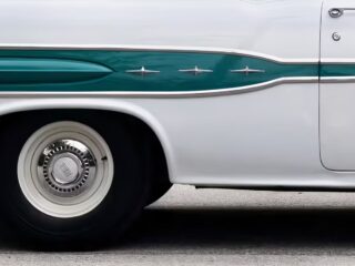 Pontiac's Three-Carb V8 Outclassed Costlier Fuel Injection Before The GTO Existed