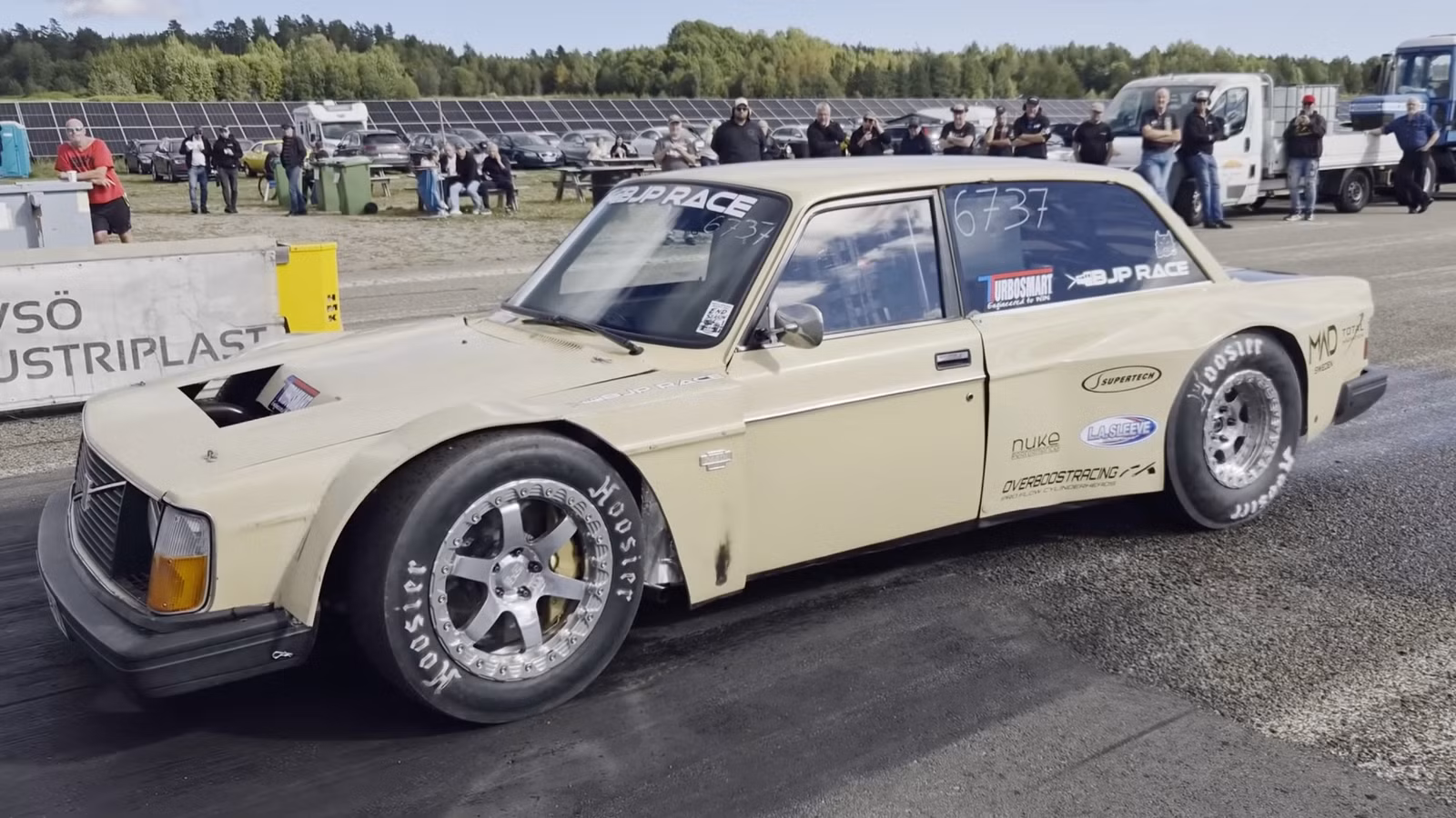 This Lamborghini V10-Swapped 1976 Volvo 240 Has The Opposite Problem Of Most Drag Cars