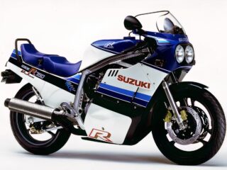 The Japanese Superbike That Made 750cc Rivals Look Fat And Slow